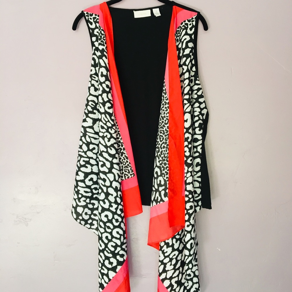 🌺Chico’s open vest size 1